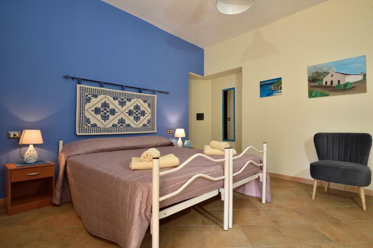 B&B Issicoro 包内伊 外观 照片