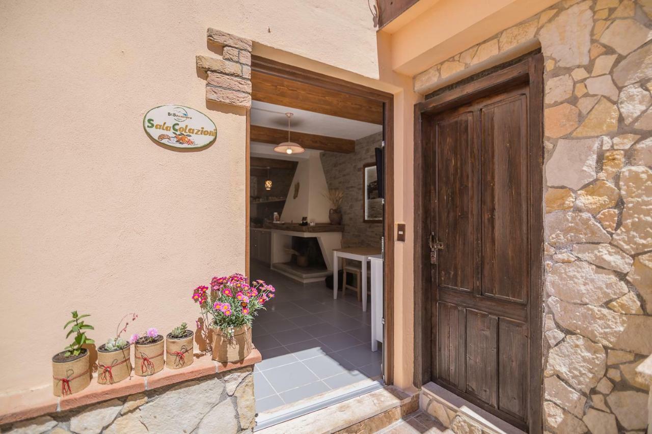 B&B Issicoro 包内伊 外观 照片